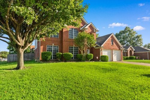 1100 Bellingham Pl, Arlington, TX, 76001-7871 | Card Image
