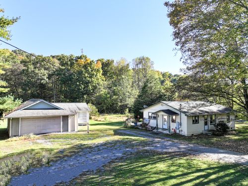 9902 Old Rutledge Pike, Mascot, TN, 37806-1203 | Card Image