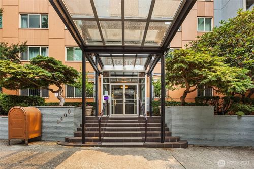apt-1203-1400 Hubbell Pl, Seattle, WA, 98101-1909 | Card Image