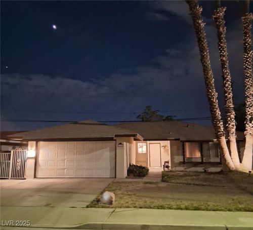 109 Hyacinth Ln, Las Vegas, NV, 89107-2341 | Card Image