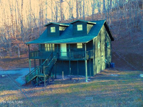 130 Fellowship Ln, Caryville, TN, 37714-4366 | Card Image