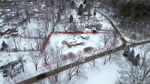 215 Parkview Blvd, Lake Orion, MI, 48362-3425 | Card Image