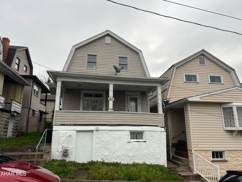1814 2nd St, Altoona, PA, 16601-4214 | Card Image