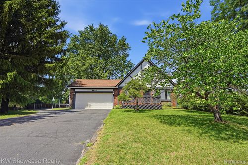 2441 Amelia, Highland, MI, 48356-2102 | Card Image