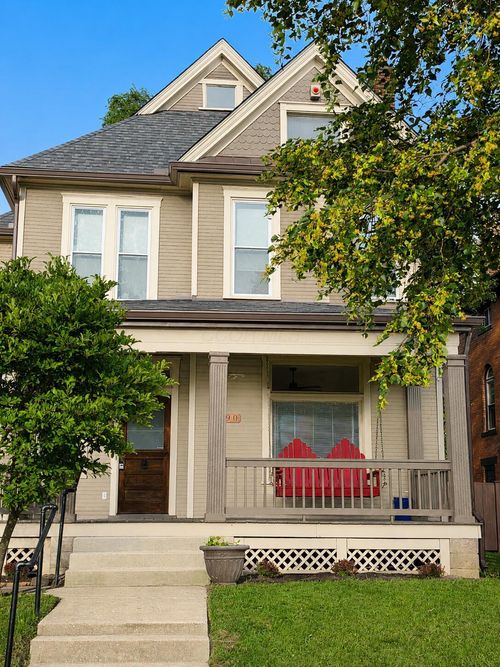490 Wilson Ave, Columbus, OH, 43205-1945 | Card Image