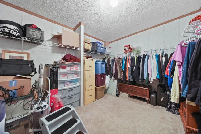 Primary Closet | Image 19