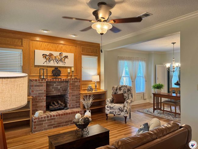 2504 Walnut St, House other with 2 bedrooms, 2 bathrooms and null parking in Texarkana TX | Image 4