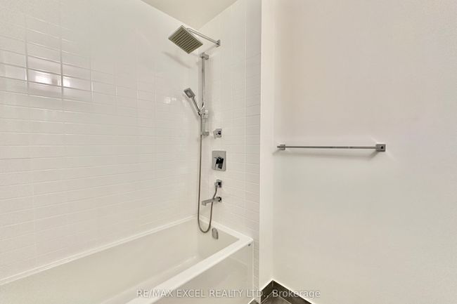 429 - 2485 Taunton Rd, Condo with 2 bedrooms, 2 bathrooms and 1 parking in Oakville ON | Image 22