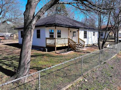 526 S 1st Street, House other with 3 bedrooms, 2 bathrooms and null parking in Glenwood AR | Image 2