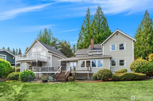 1718 292nd Pl Ne, Carnation, WA, 98014-9635 | Card Image