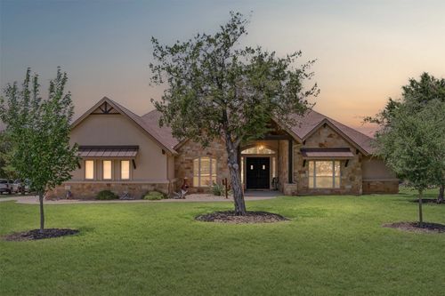 102 Eagle Valley Ln, Liberty Hill, TX, 78642-3582 | Card Image