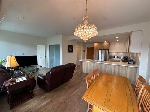 515-750 Dogwood St, Coquitlam, BC, V3J0K6 | Card Image