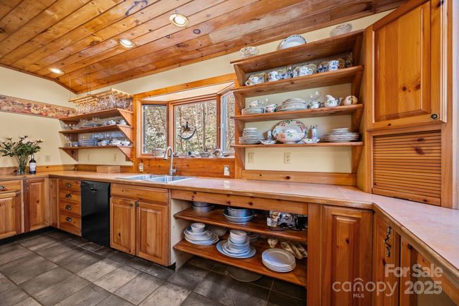 63 Chestnut Forest Rd, House other with 3 bedrooms, 3 bathrooms and null parking in Fairview NC | Image 16