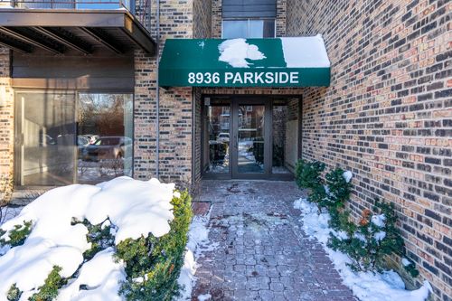 apt-108-8936 Parkside Ave, Des Plaines, IL, 60016-5516 | Card Image