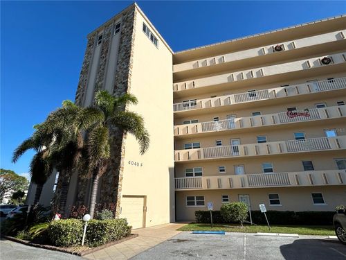 apt-504f-4040 Ironwood Cir, Bradenton, FL, 34209-6825 | Card Image