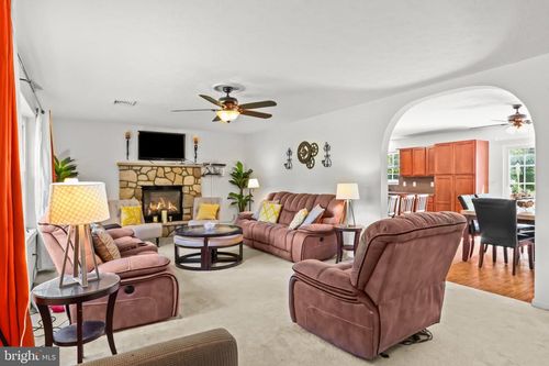 2742 Long Pond Road, Long Pond, PA, 18334 | Card Image