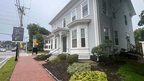 31-29-31 Silver St, Dover, NH, 03820-4018 | Card Image