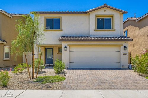 1585 Desert Path Ave, North Las Vegas, NV, 89032-9113 | Card Image