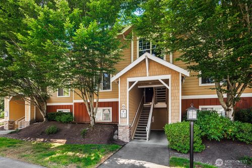 g302-710 240th Way Se, Sammamish, WA, 98074-3667 | Card Image