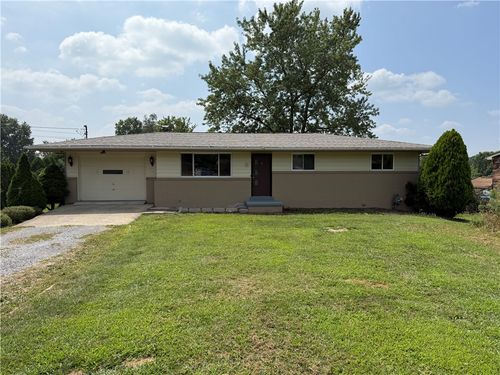 1152 Freedom Rd, Cranberry Twp, PA, 16066-4910 | Card Image