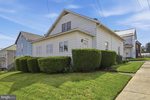 86 Oak St, FROSTBURG, MD, 21532-2212 | Card Image