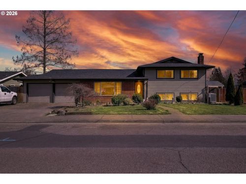 4274 5th St, Hubbard, OR, 97032-9578 | Card Image