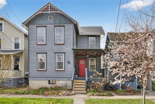 212 Madison St, Ithaca, NY, 14850-3432 | Card Image