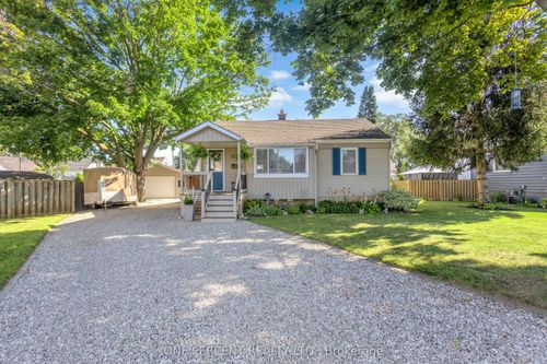 71 Alexander Dr, Brantford, ON, N3T5C6 | Card Image