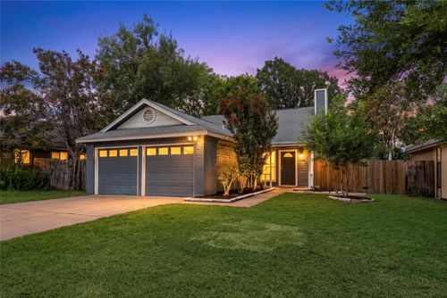 12307 Emery Oaks Rd, Austin, TX, 78758-2454 | Card Image