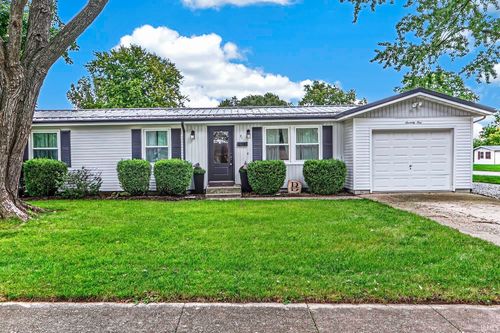 71 Westgate Rd, Bluffton, IN, 46714-1527 | Card Image