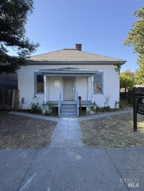 518 Davis Street, Vacaville, CA, 95688 | Card Image