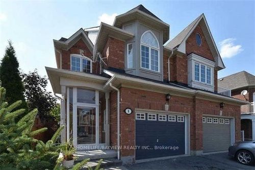 8 Lebovic Dr, Richmond Hill, ON, L4E5C7 | Card Image