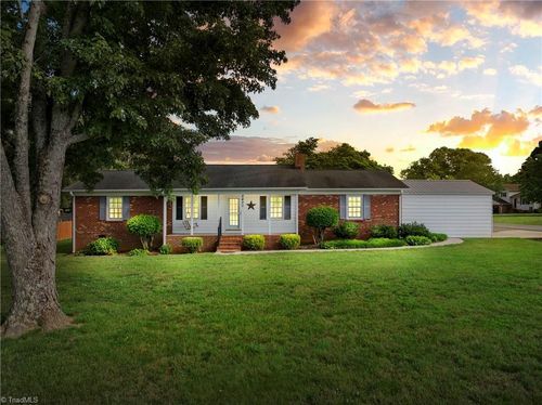 1413 Jersey Church Rd, Lexington, NC, 27292-8141 | Card Image