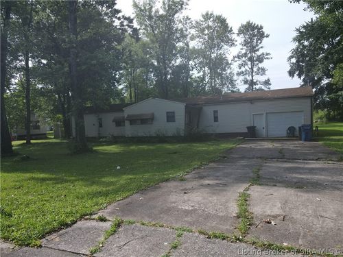 1524 Waverly Rd, Jeffersonville, IN, 47130-9665 | Card Image