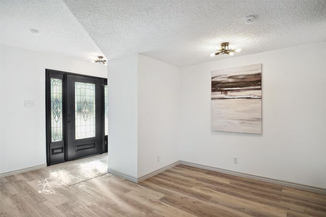 636 W Cedar St, House other with 5 bedrooms, 2 bathrooms and null parking in Hurst TX | Image 5
