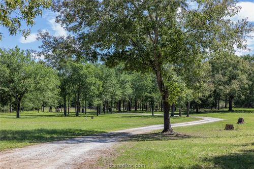 9832 Hawaii Ln, Midway, TX, 75852-4275 | Card Image