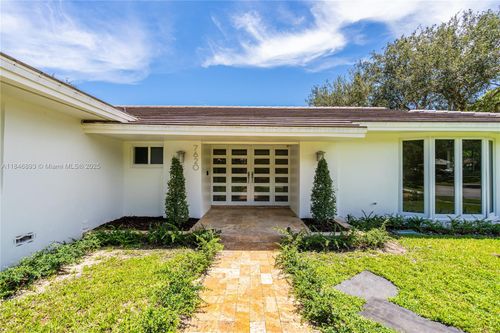 7620 Sw 164th St, Palmetto Bay, FL, 33157-3836 | Card Image