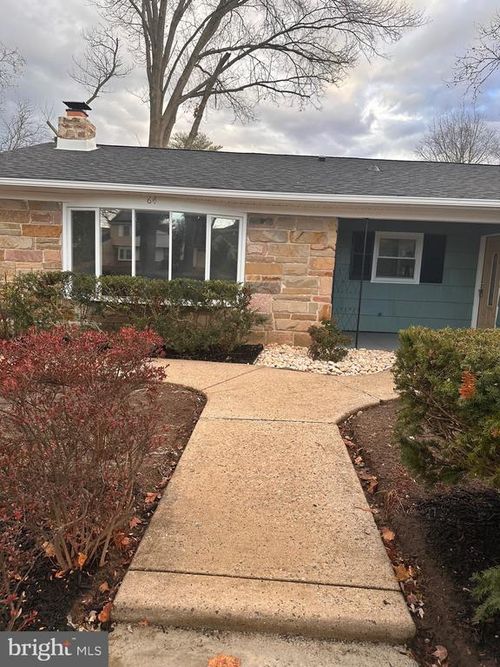 64 Gamewell Ln, Willingboro, NJ, 08046-3033 | Card Image