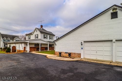 15 Academy St, Califon, NJ, 07830-4354 | Card Image