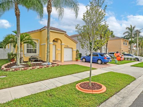 15120 Nw 6th Ct, Pembroke Pines, FL, 33028 | Card Image