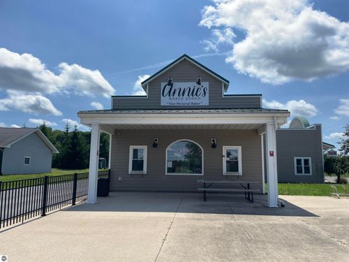 a-1190 E 13th Street, Cadillac, MI, 49601 | Card Image