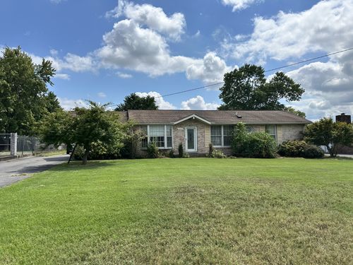 136 Oak Park Dr, Nashville, TN, 37207-2913 | Card Image