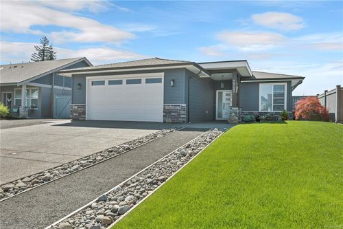 2117 Evergreen Rd, Campbell River, BC, V9W0C8 | Card Image