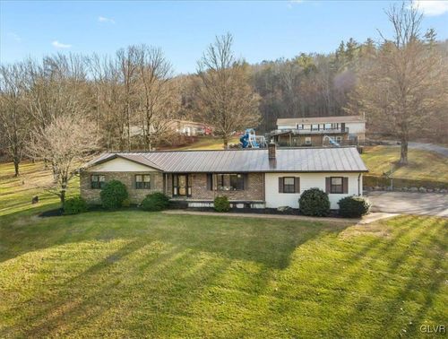 219 Stone Row Dr, Sciota, PA, 18354-7715 | Card Image