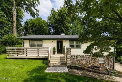 303 Clifftop Ct, Mount Carmel, TN, 37645-3708 | Card Image