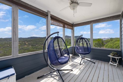 667 Rock Castle, Canyon Lake, TX, 78133-4845 | Card Image