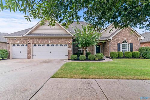 104 Greythorne Dr, Madison, AL, 35758-7559 | Card Image