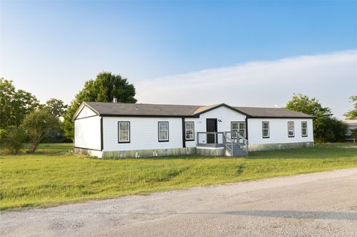 135 Paint Ct, Stephenville, TX, 76401-7858 | Card Image