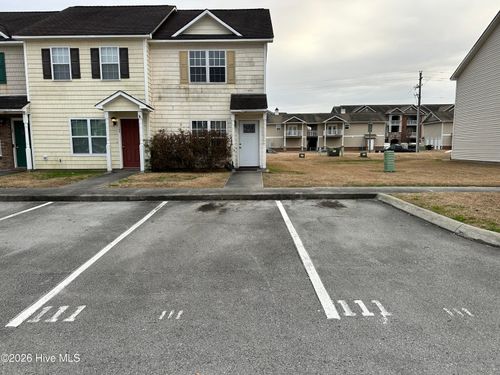 111 Bridgewood Dr, Jacksonville, NC, 28546-8358 | Card Image
