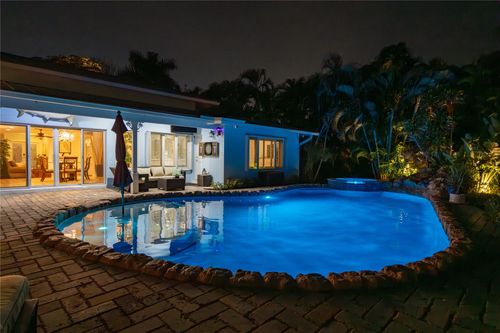 2432 Ne 22nd Ave, Lighthouse Point, FL, 33064-8333 | Card Image